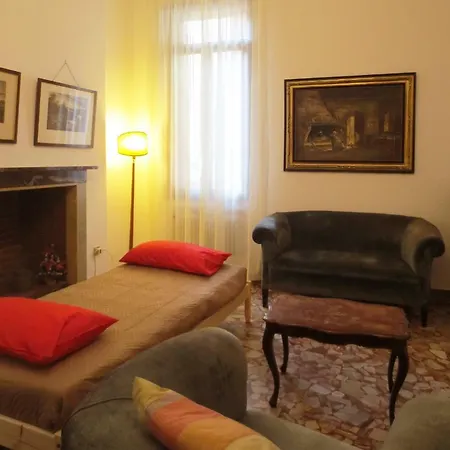 Apartment Goldoni *
